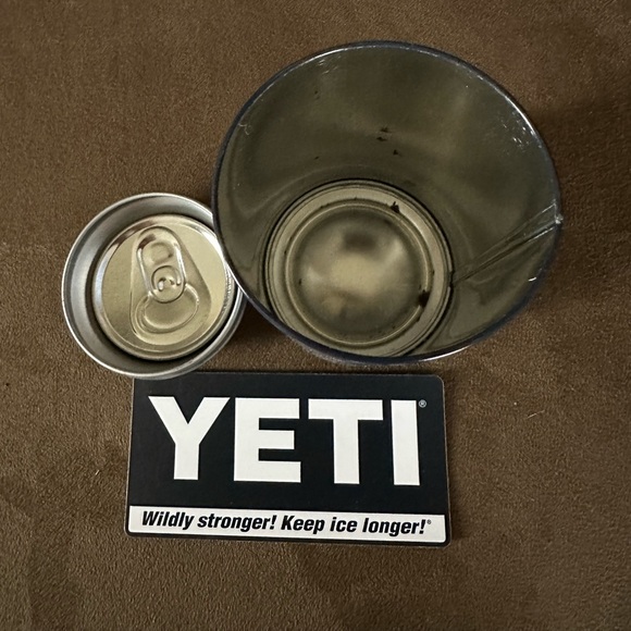 Yeti can & sticker - Picture 2 of 3
